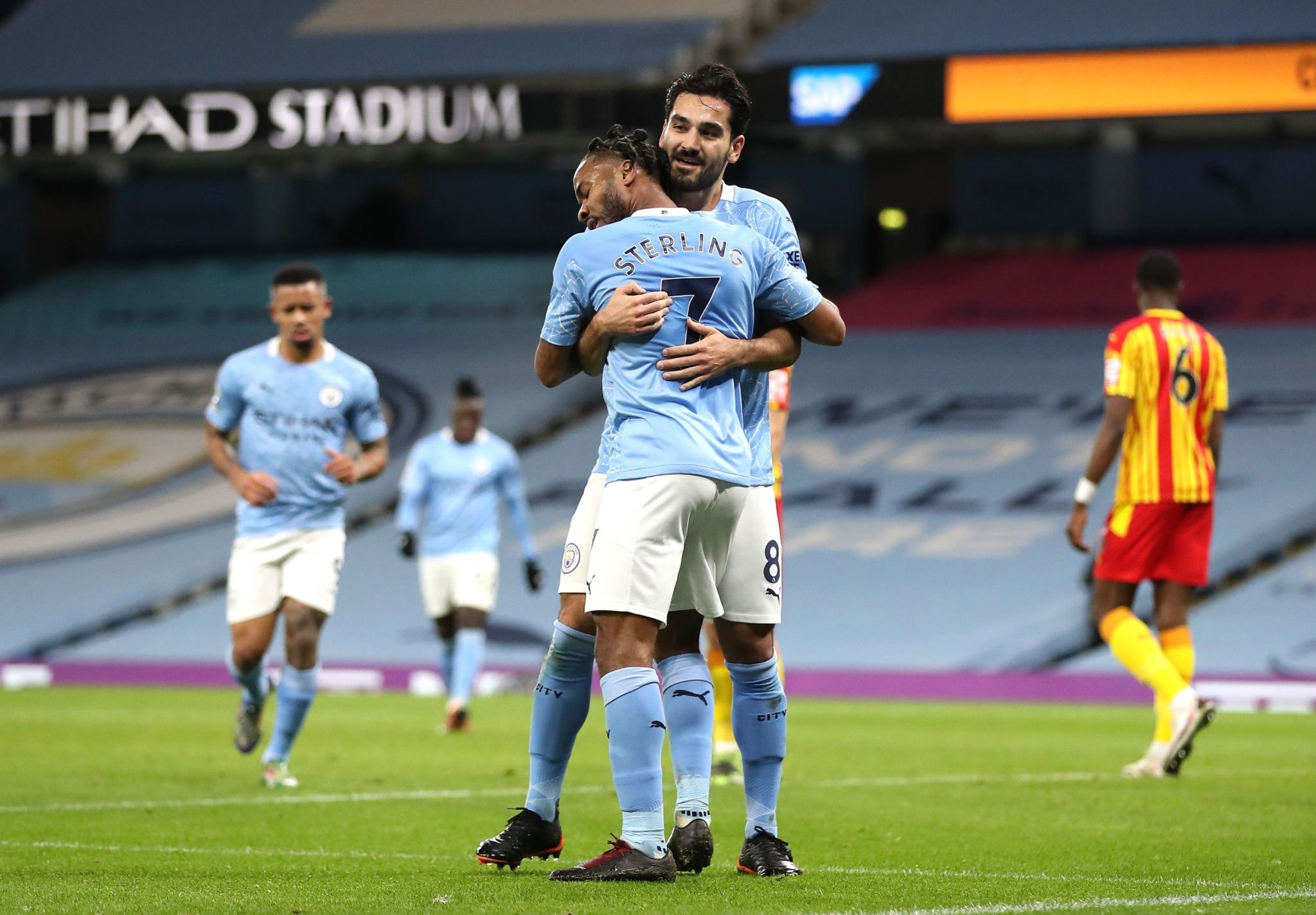 采用更具灵 采用更具灵